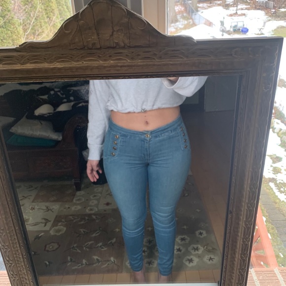 Sky blue jeans - Picture 10 of 11